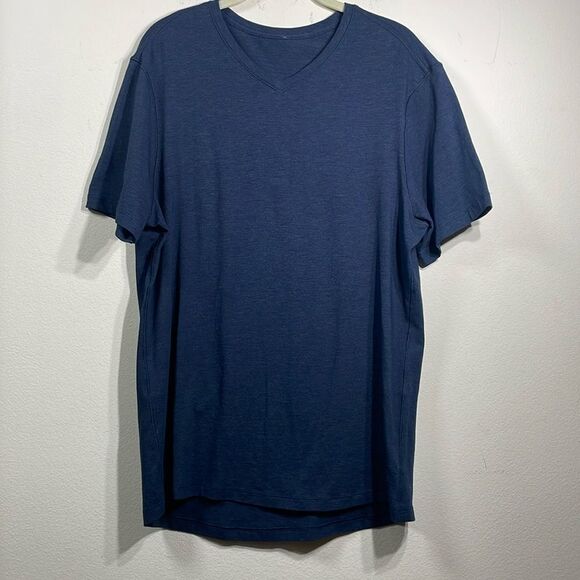 lululemon, short sleeve pullover, size L - Picture 1 of 7